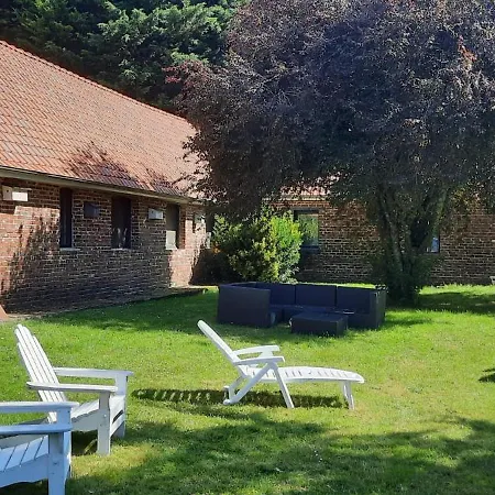 Le Clos Saint Martin Holiday home Cavron-Saint-Martin